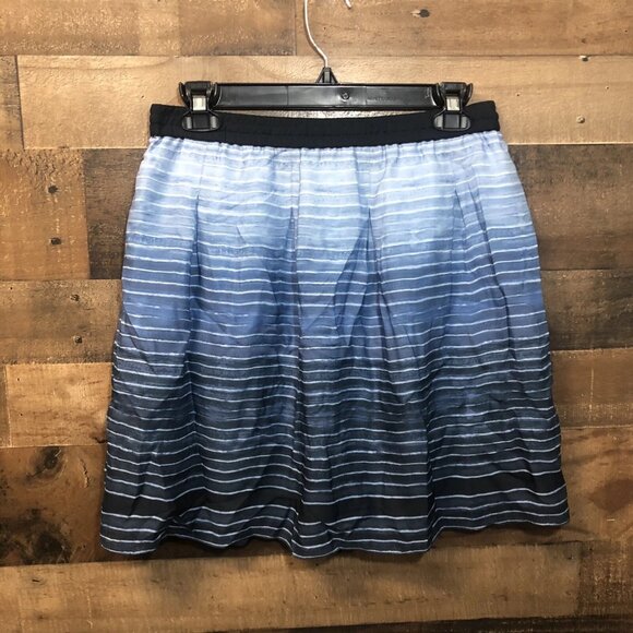 VINCE Blue Ombre Stripe Drawstring Skirt XS NWT Silk Casual Lightweight Pull-On - Picture 2 of 4